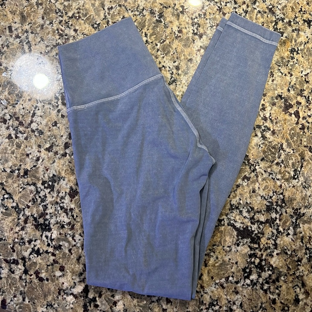 Lululemon Wunder Under 28” Tight